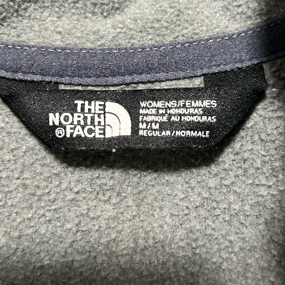 The North Face Women's Gray Zip-Up Jacket - Picture 2 of 5
